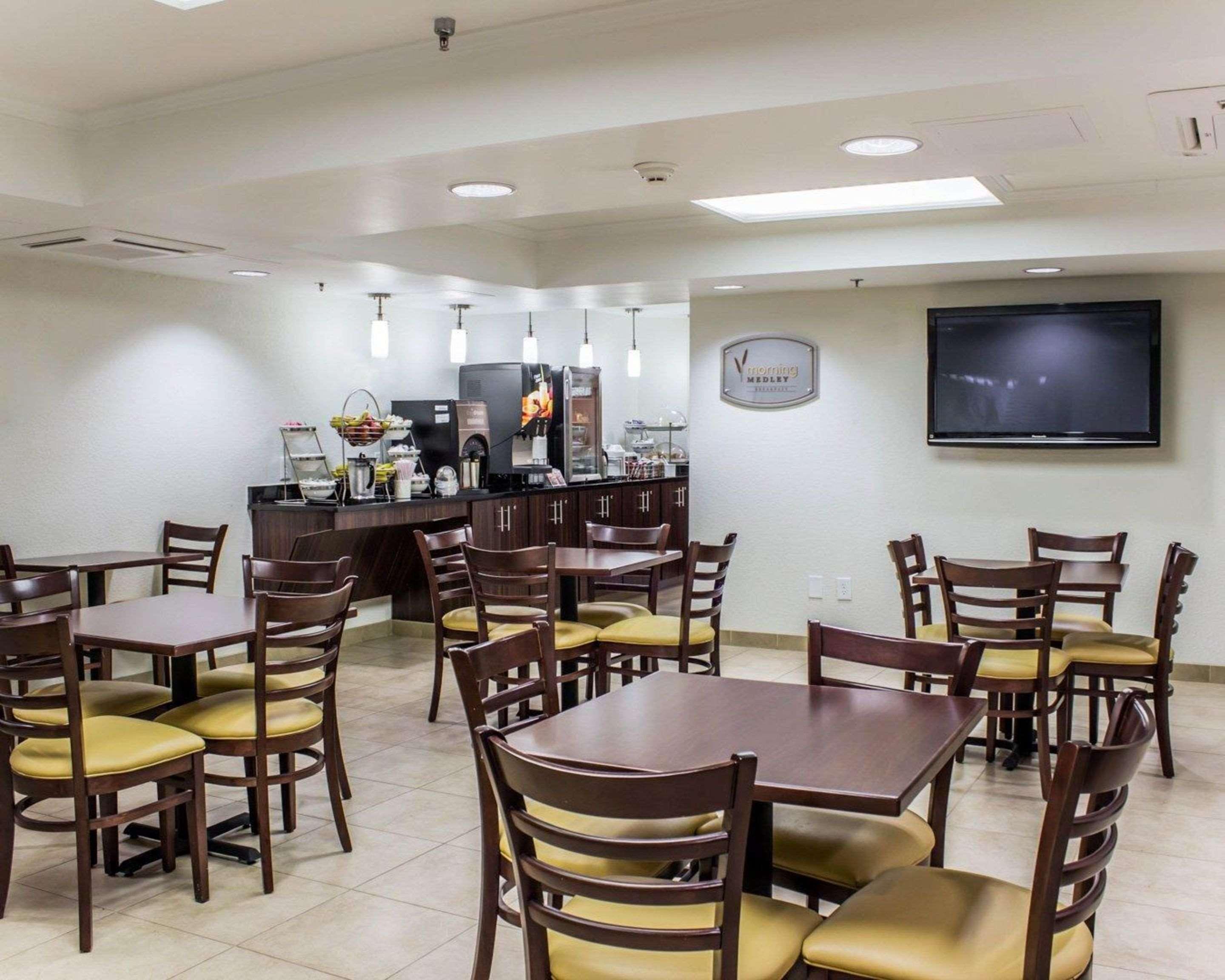 Sleep Inn & Suites Spring Lake - Fayetteville Near Fort Bragg Exteriör bild