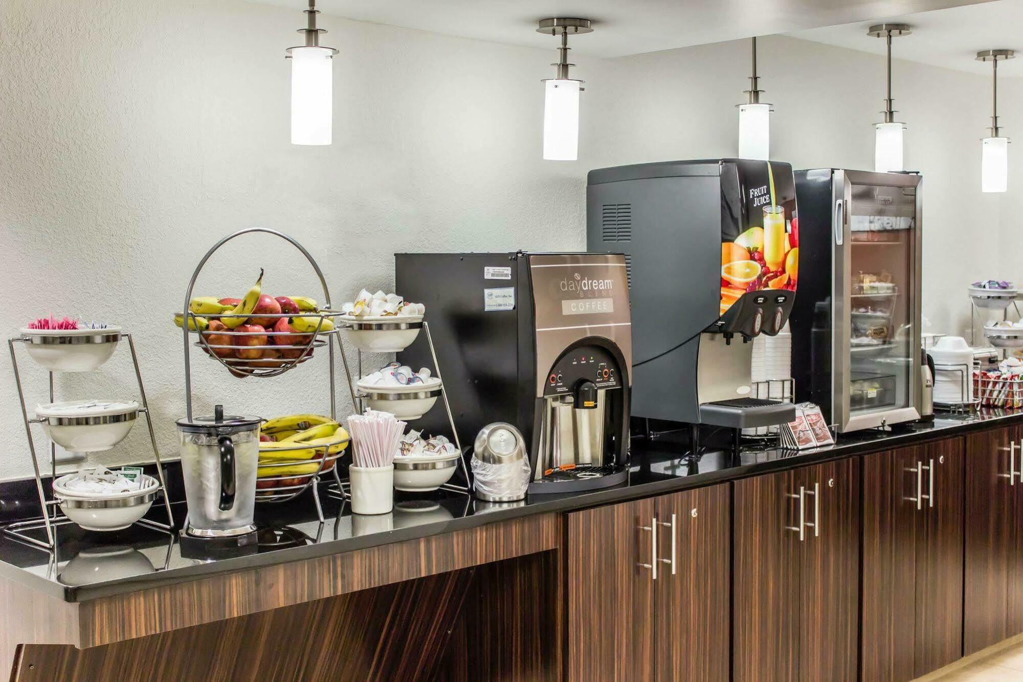 Sleep Inn & Suites Spring Lake - Fayetteville Near Fort Bragg Exteriör bild